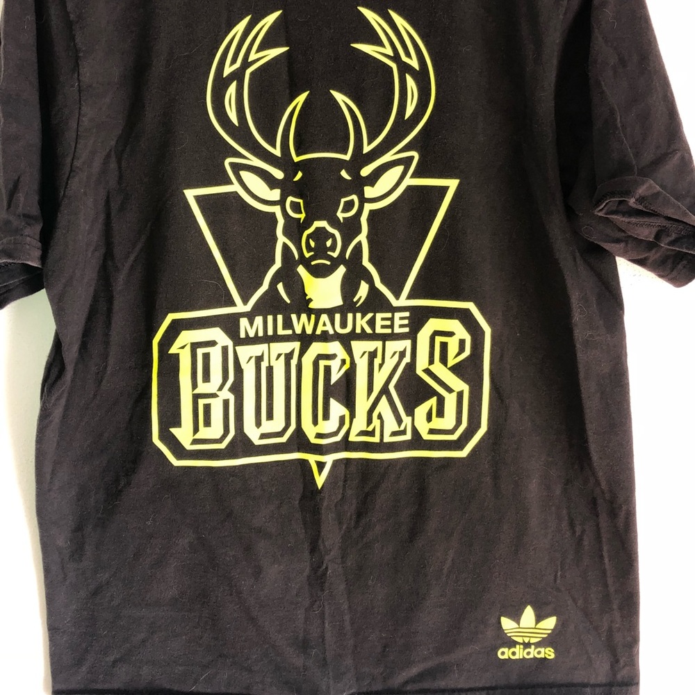 Milwaukee Bucks Shirt